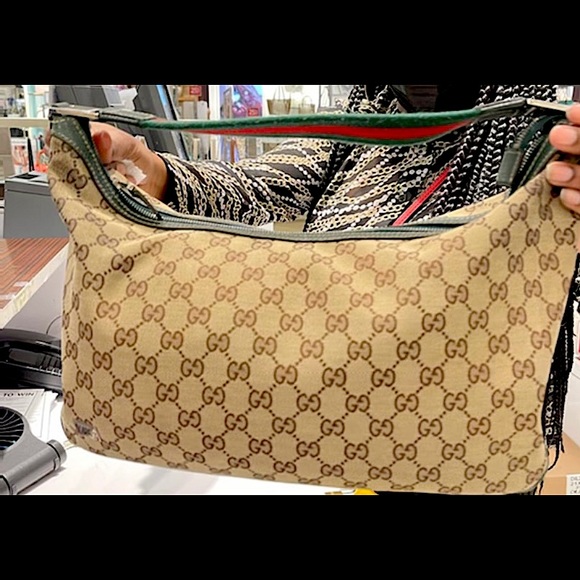 Gucci purse - Picture 1 of 1